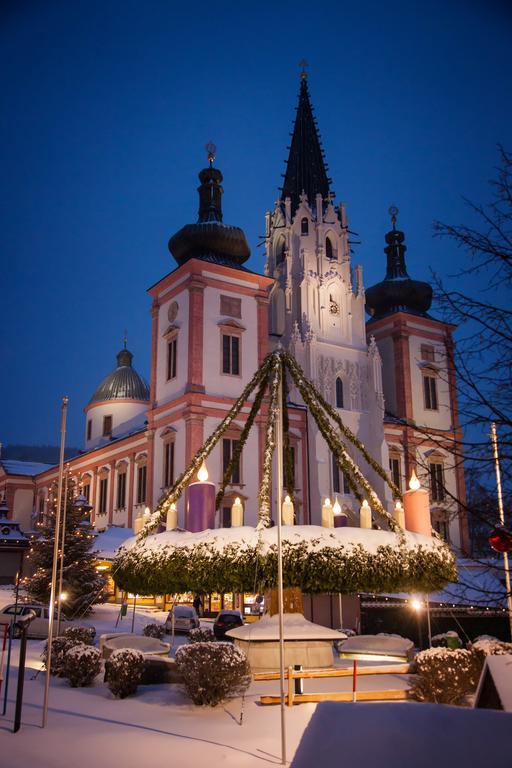 Aktivhotel Weisser Hirsch Мариацел Екстериор снимка